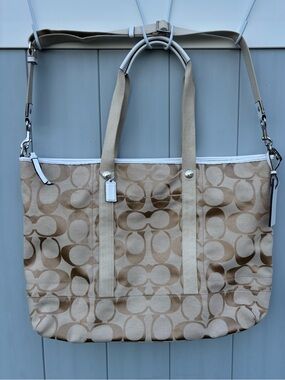 Coach Signature C Weekender Travel Duffel Bag F77295 - Excellent Condition